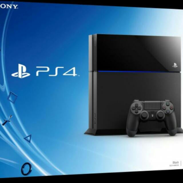PS4 Console with last of us
