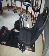 Playseat Alcanatra and Logitech G27