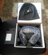 Sony Gold Wireless Headset (As good as new)