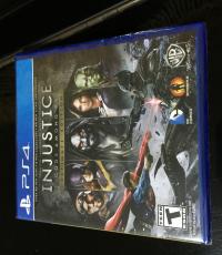 Injustice: Gods Among Us Ultimate Edition (Code unredeem)