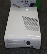 white slim Console (Very good conditioN!)
