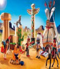 Playmobile 5247 Native Indian Camp with Totem Pole