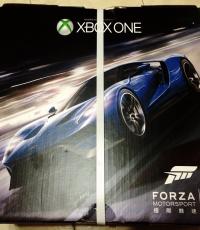 Xbox one Forza 6 Bundle (Limited edition 1TB)