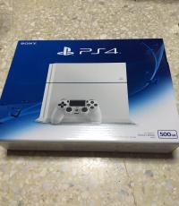 PS4 Glacier White Console 500GB (CUH-1206A)