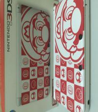 3DS XL Mario White Edition