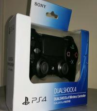 PS4 controller