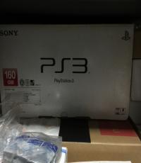 PS3 White, 2 Controllers, HDMI, Games!