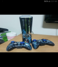 Xbox 360 320GB Limited Edition Halo 4 Console with Kinect