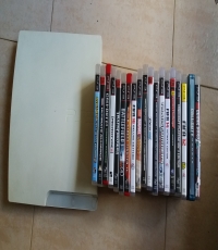 Ps 3 slim 320 GB with 19 games