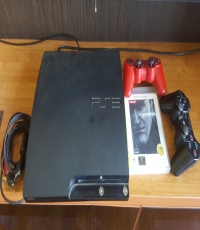 120GB Playstation 3 black Slim with 2 controller ,metal gear 4