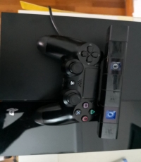 PS4 Consol with controller and camera