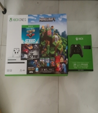 Xbox One console (Extra controller brand new)