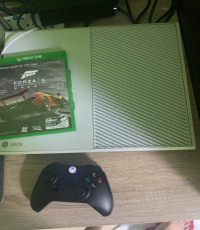 Xbox One With 1 Game