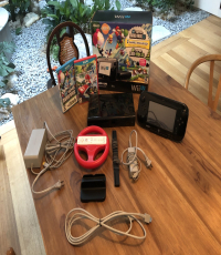 WII U Mario & Luigi Deluxe Set with Mariokart