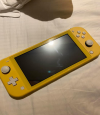 Nintendo Switch Lite and Mario Kart Deluxe 8 (nintendo, nintendoswitch, switch, switchlite)