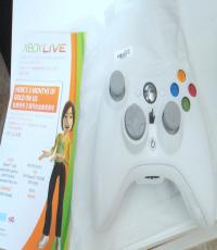 White XBox 360 Wireless Controller n 3-month Gold