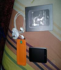 Ipod touch 1st Gen  (Lennon Legend)