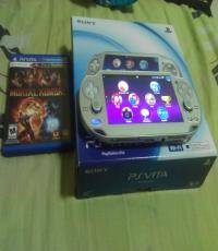 PS Vita Console (FIFA 13 & Mortal Combat)