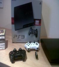 Black PS3 slim Console 320GB with 2 Controller