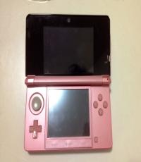 Nintendo 3DS Pink (Excellent condition!)