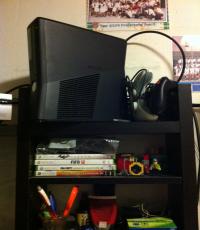 Xbox 360 Console with a few games