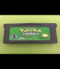 Pokemon Emerald Version (Gameboy Advance)