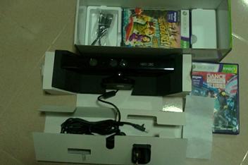 Kinect Sensor with 2 games included