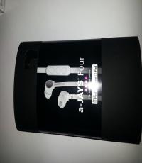 New sealed Ajay 4 earphone.