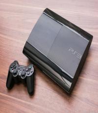 PS3 250gb Slim w/ Guitar Hero World Tour Full Set