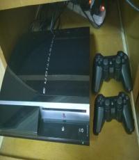 Playstation 3 w 2 dualshock3 controllers (3 free games)