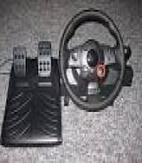 Logitech Driving Force GT (LIGHTLY USED)