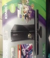 250GB Xbox360 Slim Console with KINECT, 3 Games and 1 Controller